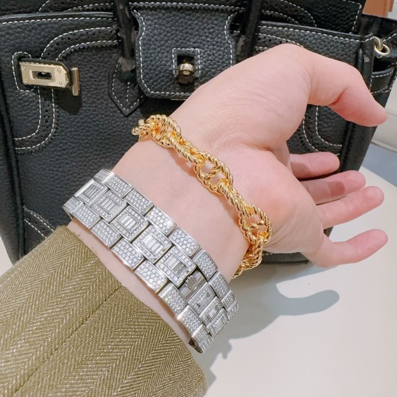 H**me5 bracelets